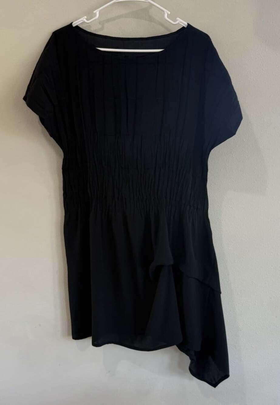 Babette Asymmetrical Crinkle Top Black Short Sleeve Blouse Shirt XL Extra Large
